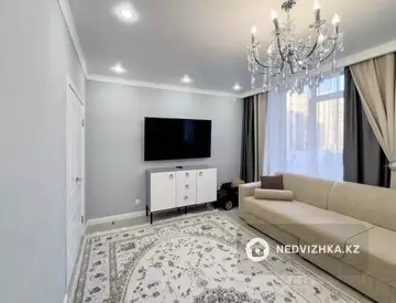 3-комнатная квартира, этаж 3 из 8, 90 м²