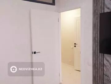 2-комнатная квартира, этаж 6 из 12, 42 м²