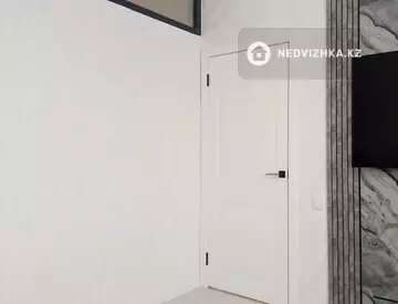 2-комнатная квартира, этаж 6 из 12, 42 м²