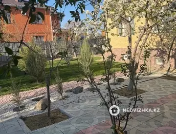 6-комнатный дом, 9 соток, 311 м²