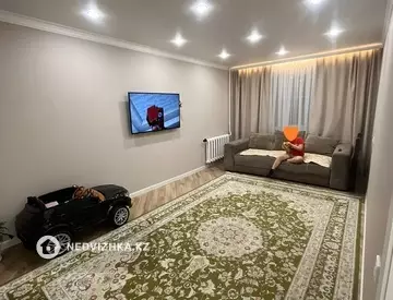 3-комнатная квартира, этаж 8 из 10, 66 м²