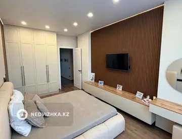 3-комнатная квартира, этаж 12 из 14, 89 м²