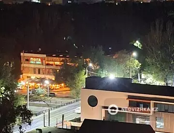 2-комнатная квартира, этаж 11 из 13, 50 м²