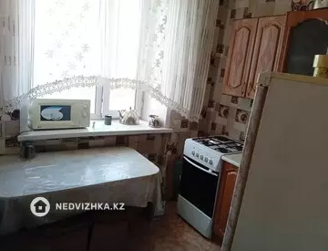 2-комнатная квартира, этаж 2 из 2, 47 м², На длительный срок