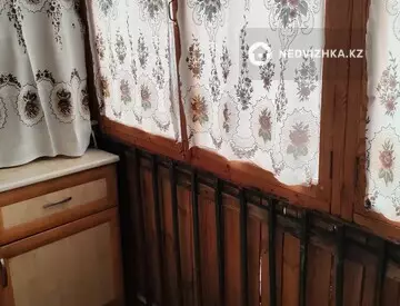 1-комнатная квартира, этаж 2 из 4, 34 м², На длительный срок