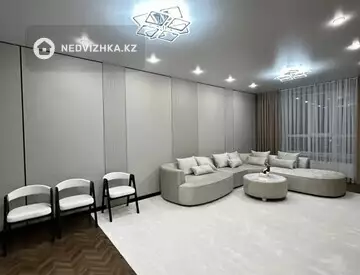 3-комнатная квартира, этаж 6 из 9, 120 м²