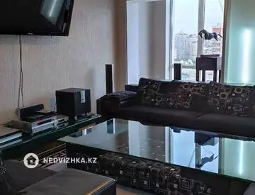 3-комнатная квартира, этаж 12 из 14, 175 м², На длительный срок