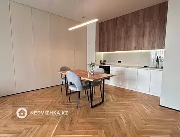 2-комнатная квартира, этаж 14 из 18, 68 м², На длительный срок