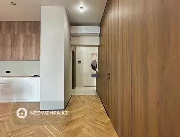 2-комнатная квартира, этаж 14 из 18, 68 м², На длительный срок