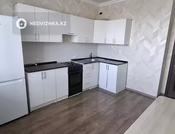 1-комнатная квартира, этаж 10 из 13, 45 м²