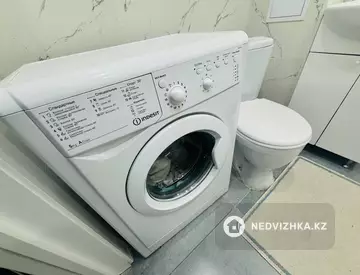 2-комнатная квартира, этаж 4 из 9, 34 м²
