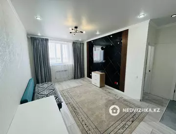 2-комнатная квартира, этаж 8 из 10, 38 м²