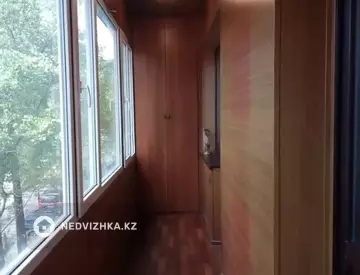 3-комнатная квартира, этаж 2 из 9, 72 м²