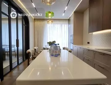 3-комнатная квартира, этаж 11 из 16, 123 м²