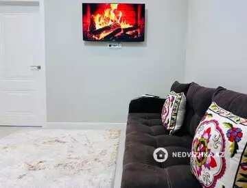 1-комнатная квартира, этаж 5 из 12, 48 м², Посуточно