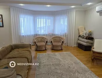 6-комнатный дом, 10 соток, 475 м²