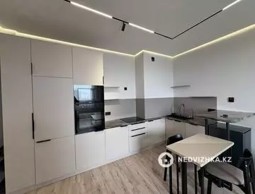 1-комнатная квартира, этаж 12 из 18, 55 м²