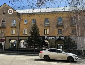 4-комнатная квартира, этаж 2 из 3, 100 м²