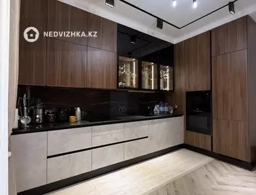 3-комнатная квартира, этаж 3 из 16, 70 м²
