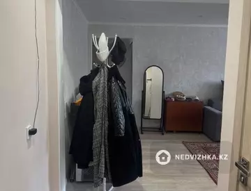 3-комнатная квартира, этаж 2 из 5, 60 м²