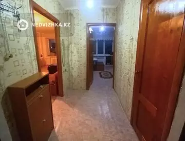 1-комнатная квартира, этаж 4 из 5, 36 м²