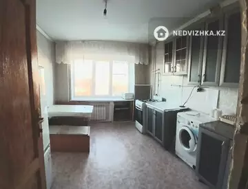 1-комнатная квартира, этаж 4 из 5, 36 м²