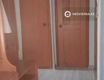 3-комнатная квартира, этаж 2 из 5, 56 м²