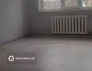 3-комнатная квартира, этаж 2 из 5, 56 м², На длительный срок