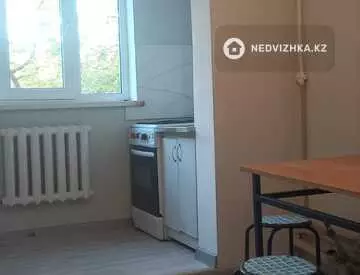 3-комнатная квартира, этаж 2 из 5, 56 м², На длительный срок
