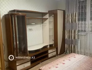 1-комнатная квартира, этаж 10 из 12, 34 м²