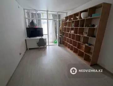 2-комнатная квартира, этаж 5 из 10, 66 м²