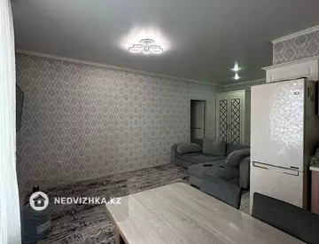 2-комнатная квартира, этаж 9 из 9, 52 м²
