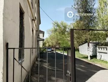 3-комнатная квартира, этаж 2 из 3, 65 м²