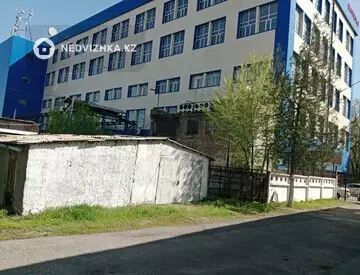 3-комнатная квартира, этаж 2 из 3, 65 м²