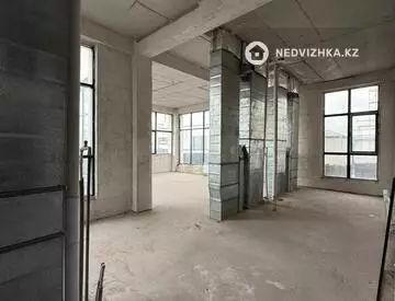 2-комнатная квартира, этаж 18 из 18, 134 м²