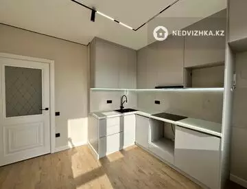 2-комнатная квартира, этаж 4 из 10, 68 м²