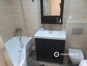 4-комнатная квартира, этаж 9 из 10, 79 м²