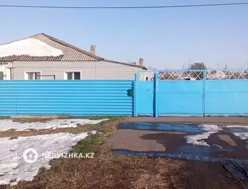 3-комнатная квартира, этаж 1 из 1, 80 м²