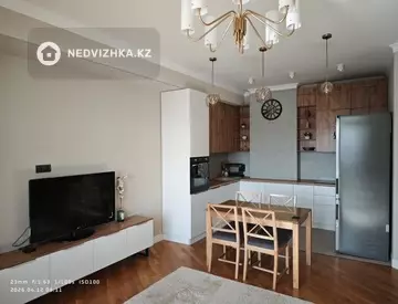 2-комнатная квартира, этаж 10 из 13, 52 м², На длительный срок