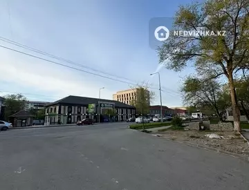 2-комнатная квартира, этаж 8 из 12, 92 м²