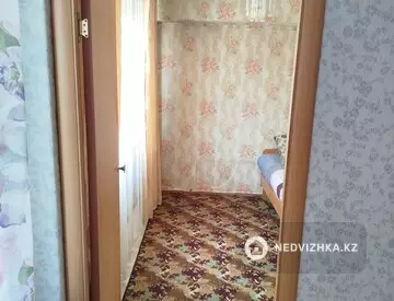 3-комнатная квартира, этаж 2 из 5, 48 м²