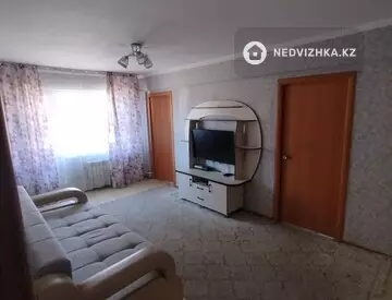 3-комнатная квартира, этаж 2 из 5, 48 м²