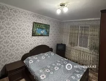 4-комнатная квартира, этаж 6 из 9, 80 м²
