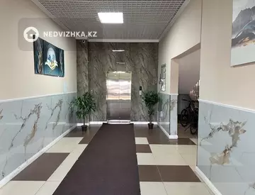 3-комнатная квартира, этаж 4 из 5, 87 м²