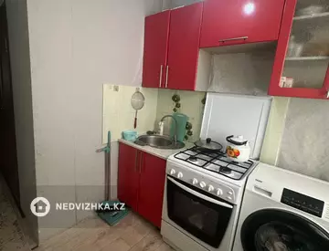 2-комнатная квартира, этаж 4 из 5, 45 м²