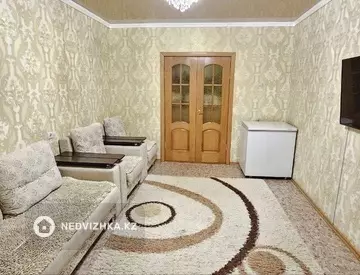 3-комнатная квартира, этаж 8 из 9, 69 м²