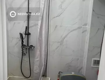 2-комнатная квартира, этаж 4 из 4, 36 м²