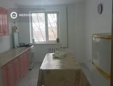 2-комнатная квартира, этаж 3 из 9, 65 м²