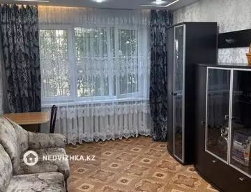 3-комнатная квартира, этаж 1 из 5, 70 м², На длительный срок