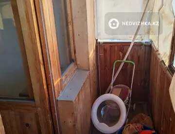 2-комнатная квартира, этаж 4 из 4, 45 м²